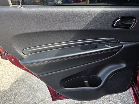 Used 2021 Dodge Durango R/T w/ Blacktop Package image 38