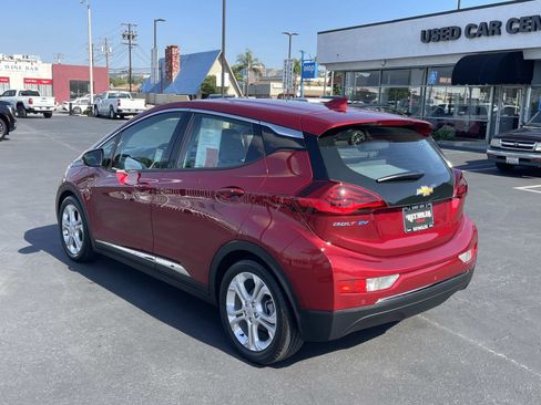 Used 2019 Chevrolet Bolt LT FWD image 6