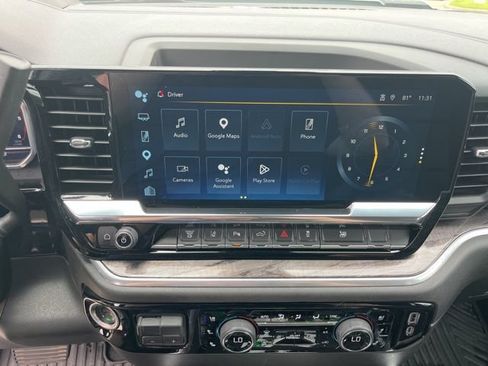 Used 2025 Chevrolet Silverado 2500 LTZ w/ LTZ Convenience Package AWD/4WD image 28