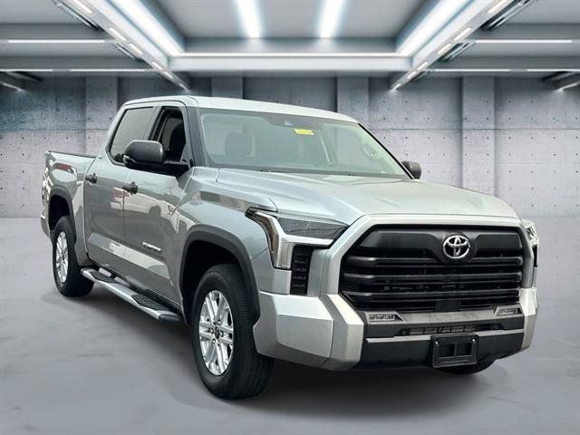 Used 2022 Toyota Tundra SR5 w/ Convenience Package RWD image 28