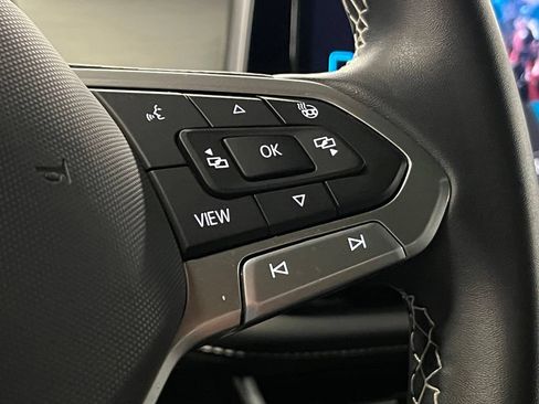 Used 2024 Volkswagen Atlas Cross Sport SE w/ Panoramic Sunroof Package AWD/4WD image 28