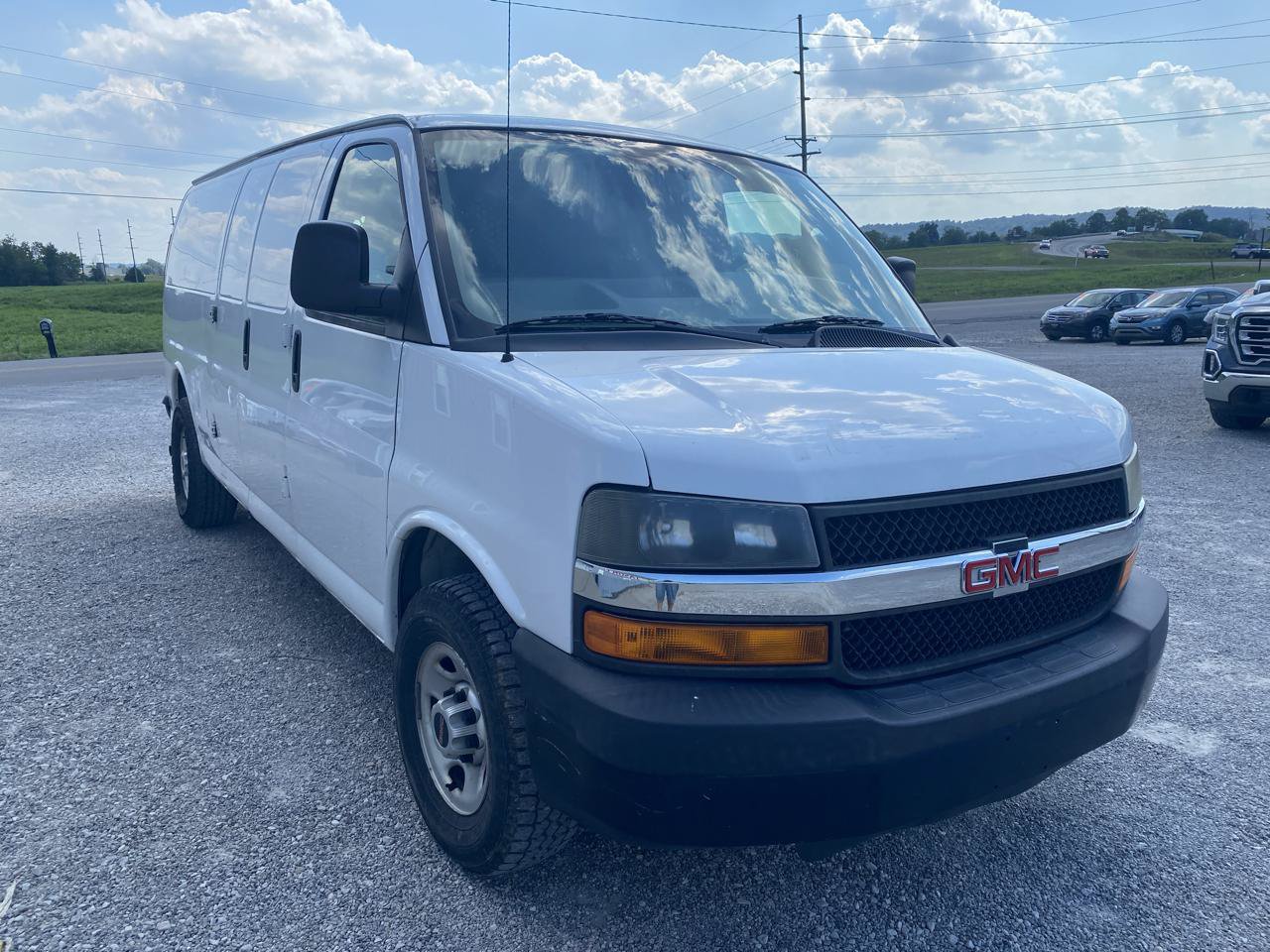 Used 2016 GMC Savana 2500 Extended RWD image 4