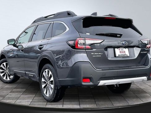 Certified 2025 Subaru Outback Limited image 11