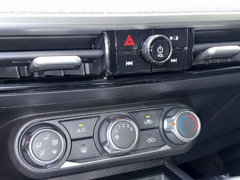 Used 2026 Nissan Kicks S FWD image 5