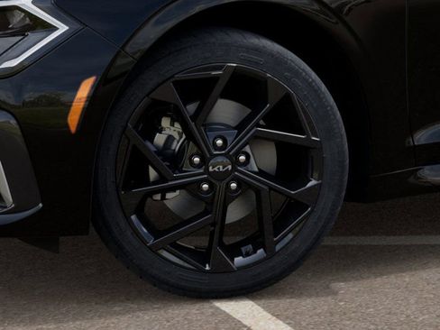 New 2026 Kia K5 GT-Line image 9