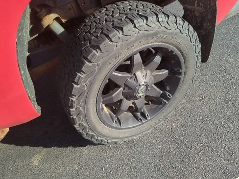 Used 2014 Toyota Tundra SR5 w/ SR5 Upgrade Package AWD/4WD image 15