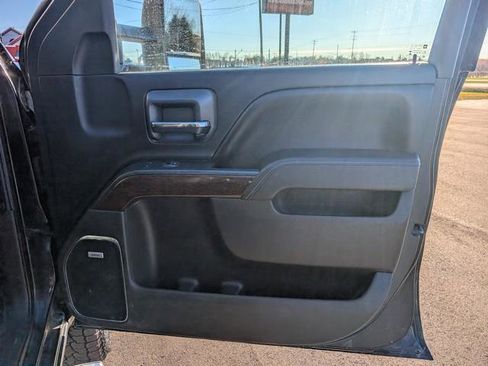 Used 2015 GMC Sierra 2500 SLT w/ Duramax Plus Package image 20