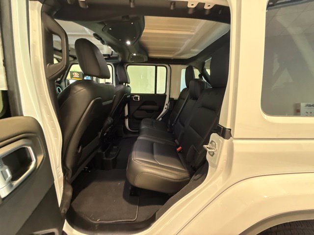 New 2026 Jeep Wrangler Unlimited Sahara AWD/4WD image 16