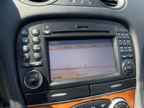 Used 2009 Mercedes-Benz SL 550 w/ Premium I Pkg image 32