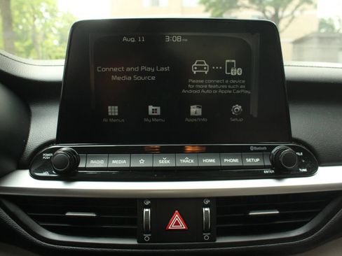 Used 2021 Kia Forte LXS FWD image 32