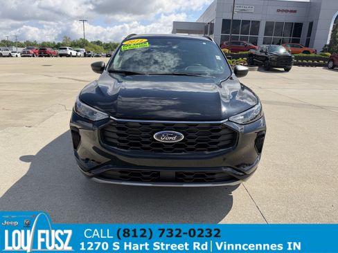 Used 2024 Ford Escape ST-Line AWD/4WD image 2
