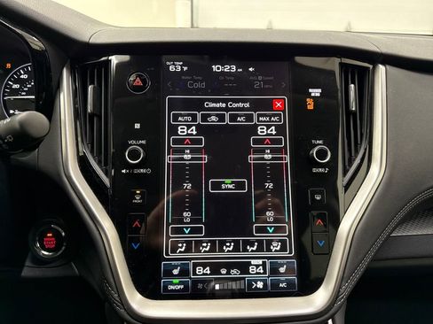 Used 2025 Subaru Outback Premium image 22