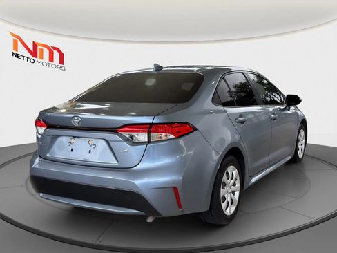 Used 2020 Toyota Corolla LE FWD image 5