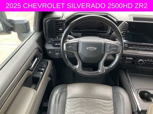 Used 2025 Chevrolet Silverado 2500 ZR2 w/ Technology Package image 20