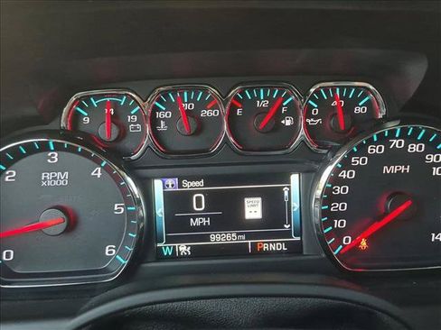 Used 2018 GMC Yukon SLT w/ Open Road Package AWD/4WD image 11