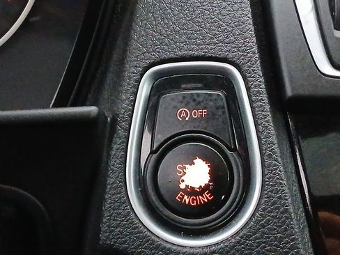 Used 2017 BMW 230i Coupe image 17