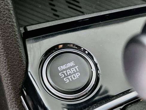 Used 2024 Kia Sportage EX FWD image 20