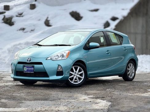 Used 2014 Toyota Prius C Three image 1