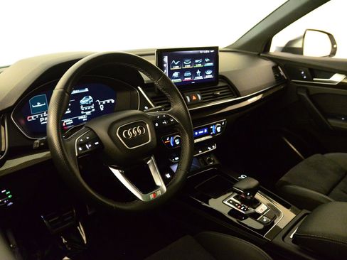 Used 2022 Audi SQ5 Premium Plus w/ Premium Plus Package image 4