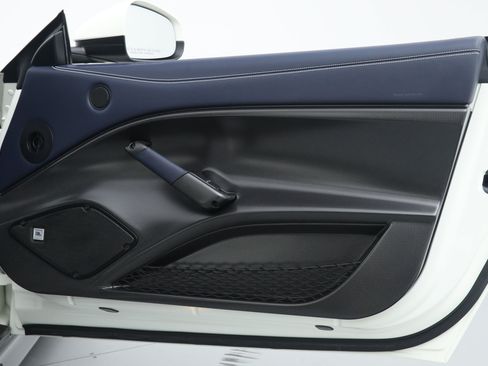 Used 2017 Ferrari F12tdf RWD image 20