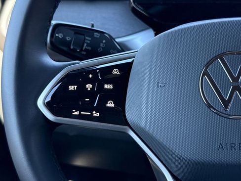 New 2025 Volkswagen ID. Buzz Pro S image 31