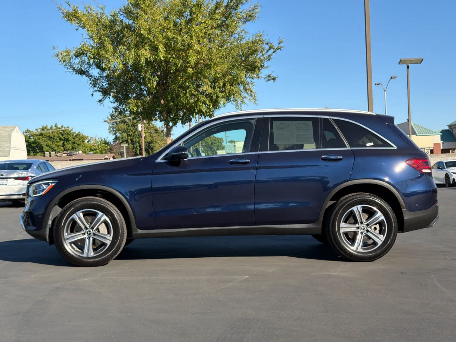 Used 2021 Mercedes-Benz GLC 300 4MATIC image 9