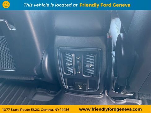 Used 2021 Jeep Grand Cherokee Laredo X AWD/4WD image 32