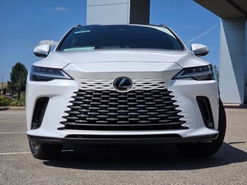 Used 2024 Lexus RX 350 AWD w/ Convenience Package image 3