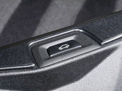 Used 2024 BMW X5 xDrive40i w/ Premium Package image 33