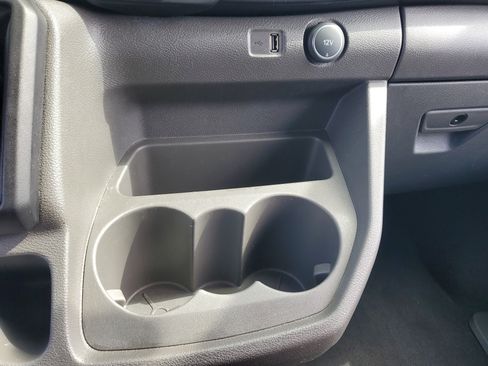 Used 2023 Ford Transit 350 XLT image 27