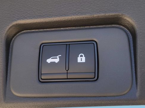 New 2026 Nissan Rogue SV FWD image 12