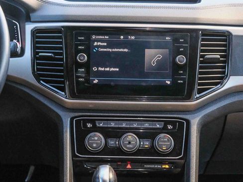 Used 2020 Volkswagen Atlas Cross Sport SEL FWD image 14