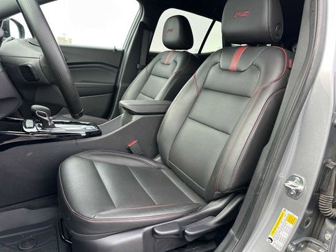 Certified 2024 Chevrolet Trax RS w/ Driver Confidence Package FWD image 21
