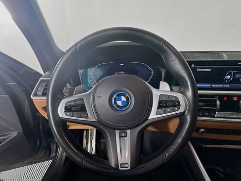 Used 2022 BMW 330e xDrive AWD/4WD image 16