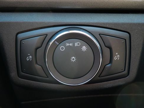 Used 2019 Ford Fusion SE AWD/4WD image 24