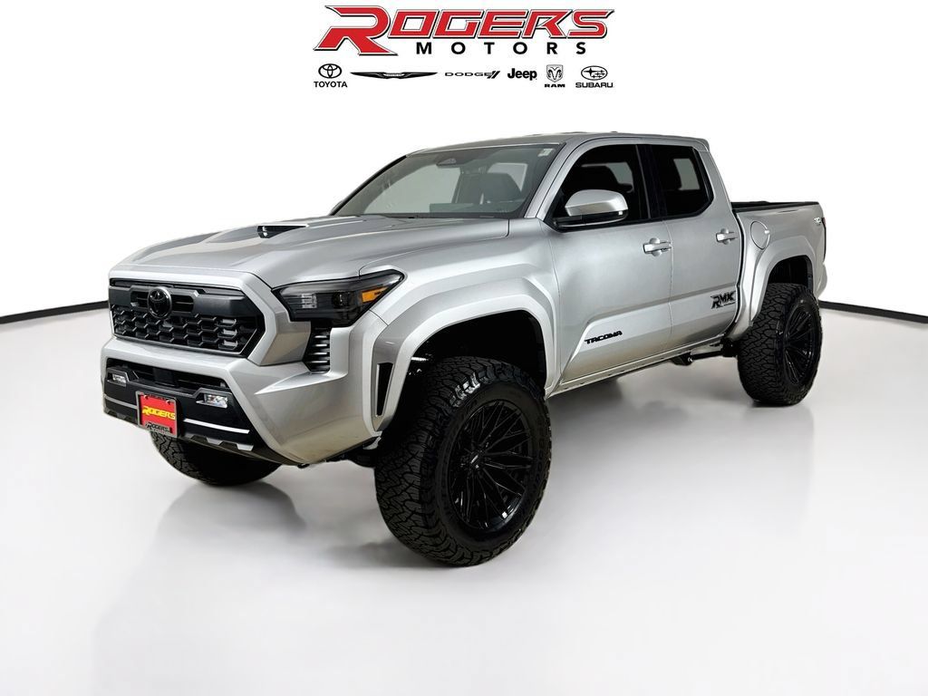 Used 2026 Toyota Tacoma TRD Sport AWD/4WD image 8