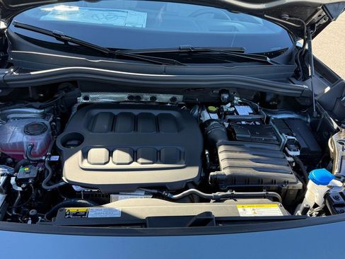 New 2026 Volkswagen Tiguan SE R-Line FWD image 27