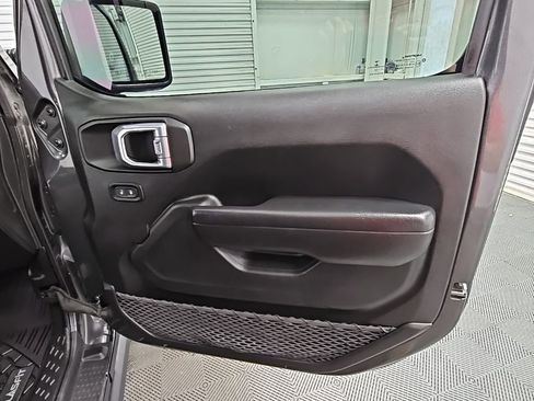 Used 2022 Jeep Gladiator Mojave w/ Trailer Tow Package image 39