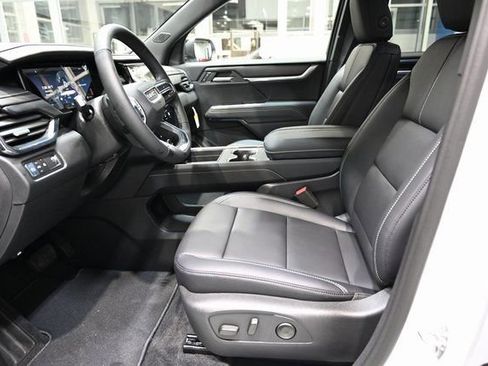 New 2026 GMC Acadia Elevation w/ Elevation Premium Package FWD image 9