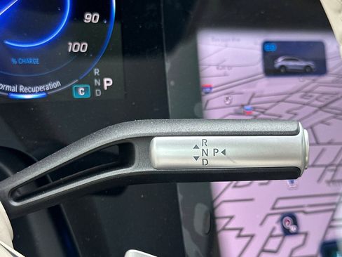 New 2026 Mercedes-Benz EQS 400 4MATIC SUV image 18