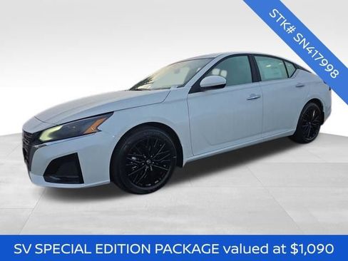 New 2025 Nissan Altima 2.5 SV w/ SV Special Edition Package image 3