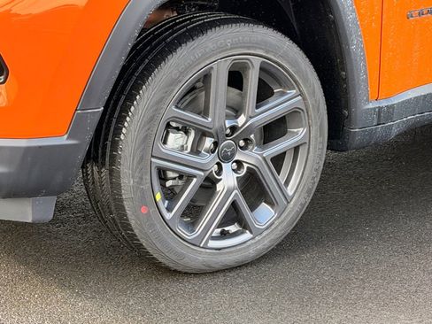 New 2026 Jeep Compass Limited AWD/4WD image 23