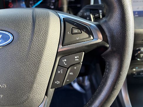 Used 2020 Ford Edge SEL AWD/4WD image 15