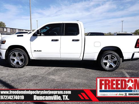 New 2026 RAM 1500 Express image 2