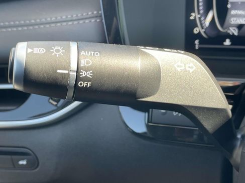 Used 2025 INFINITI QX60 Luxe w/ Vision Package image 23