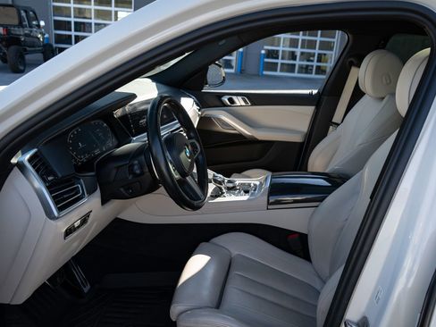 Used 2020 BMW X6 xDrive40i w/ M Sport Package AWD/4WD image 21