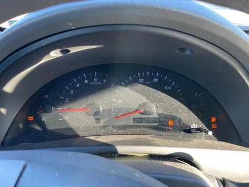 Used 2011 Toyota Camry Base 4dr Sedan 6A image 35