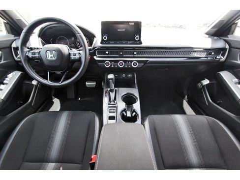 Used 2024 Honda Civic Sport image 10