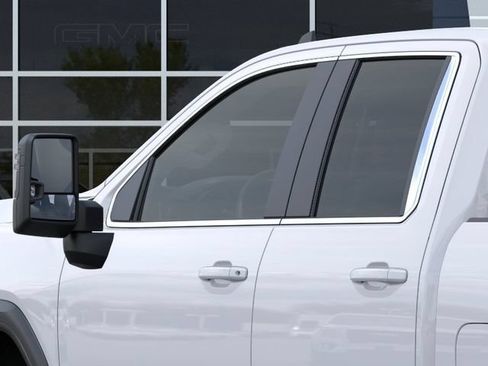 New 2026 GMC Sierra 2500 SLE w/ SLE Value Package; AWD/4WD image 12