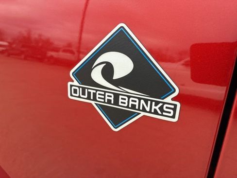 Used 2023 Ford Bronco Outer Banks image 5